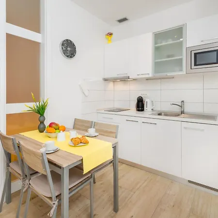 Family-friendly With Swimming Pool Hvar - 22502