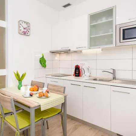 דירה Family-friendly With Swimming Pool Hvar - 22502