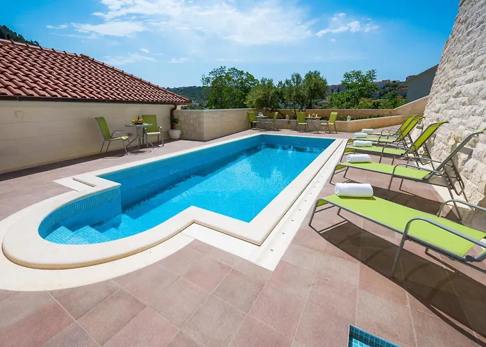 Family-friendly With Swimming Pool Hvar - 22502 *