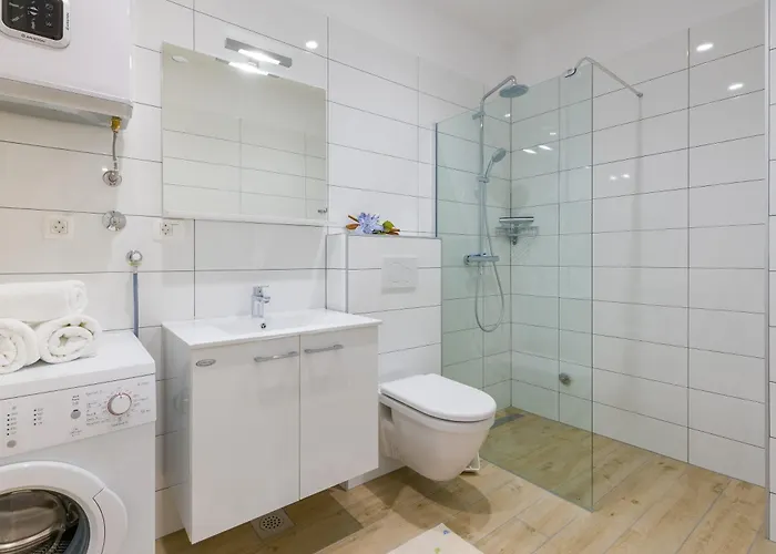 Family-friendly With Swimming Pool Hvar - 22502